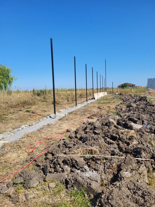 Execut garduri cu plasa bordurata