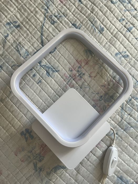 Продам бра стильный новый