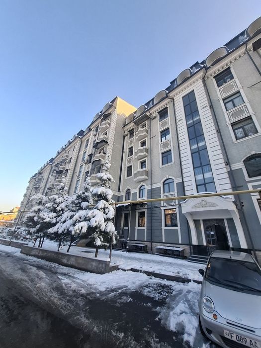 Ibn sino Jar ariq 3 xona 1 etaj novastroyka kvartira sotiladi 76 kvm2