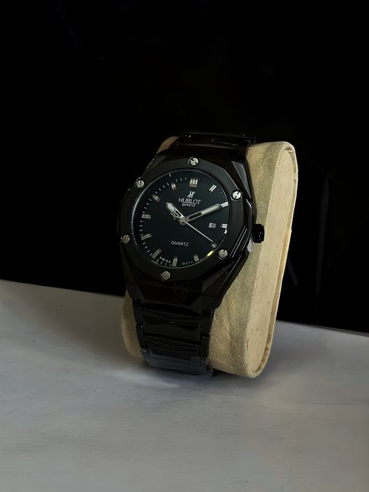 Новые кварцовые часы