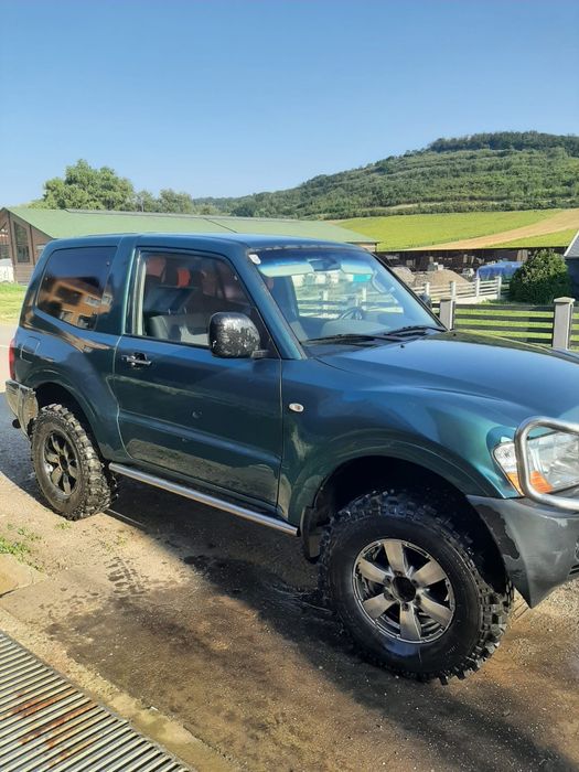 Mitsubishi pajero