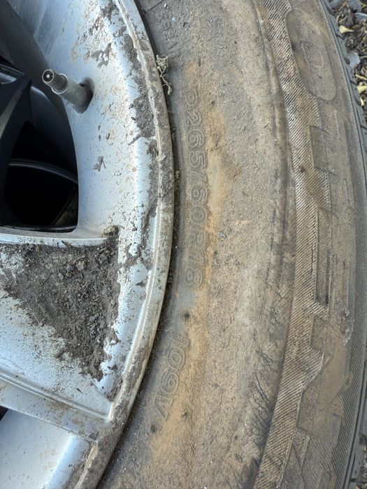 Комплект дисков с резиной 265/60 R18