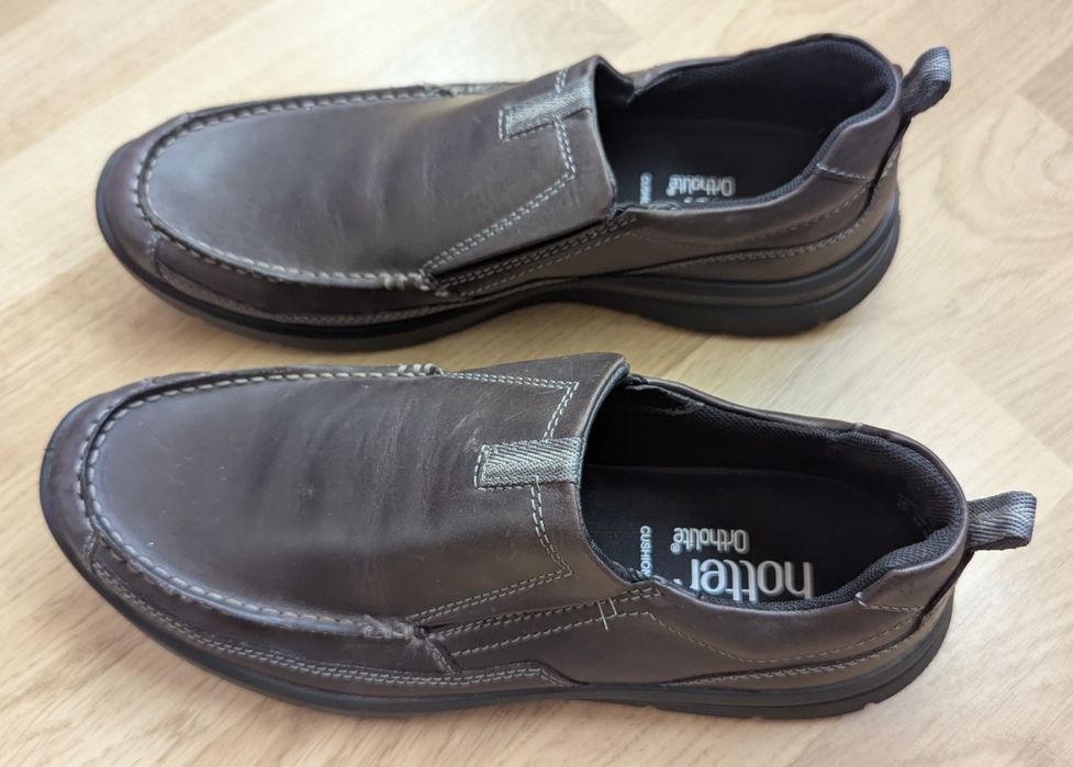 Pantofi barbati din piele , măr.42,5 , noi
