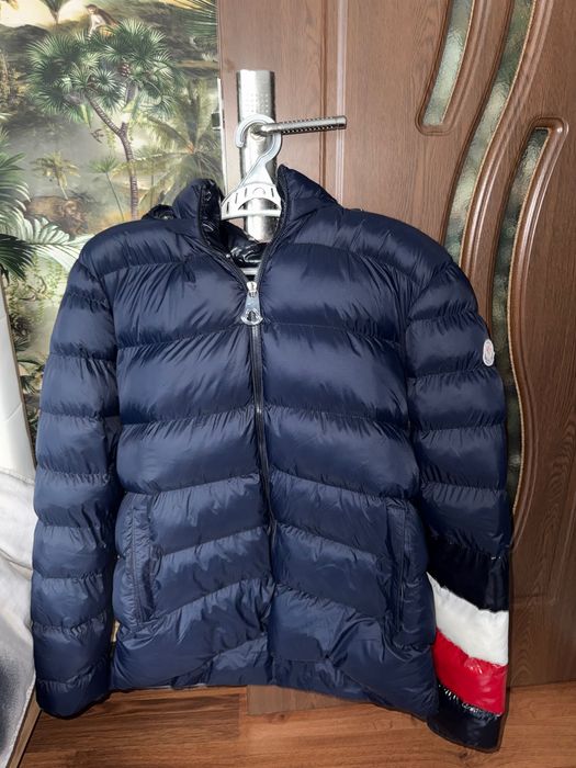 Geaca moncler maya