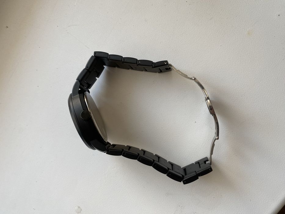 Продаю магнитные часы