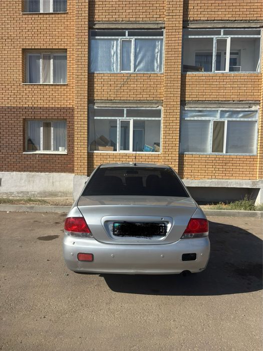 Mitsubishi Lancer IX