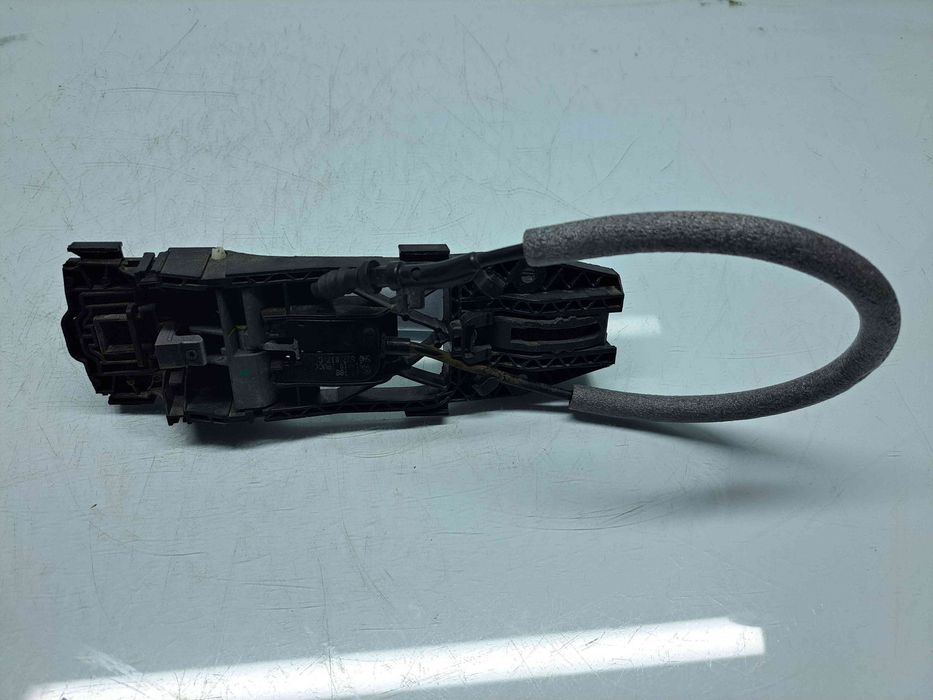 Maner usa stanga fata Volkswagen Golf 6 (5K1) [Fabr 2009-2013]