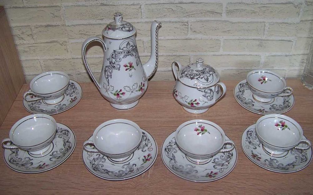 Set ceasca cu farfurioara din portelan pentru cafea sau ceai