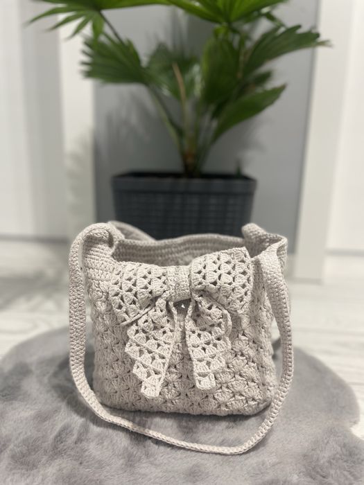 Ръзно изработени чанти