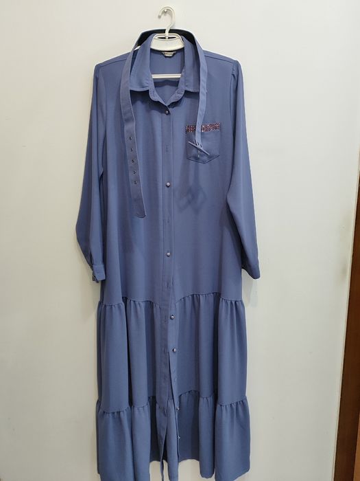 Продается платья, жилетки, накидка, плащ