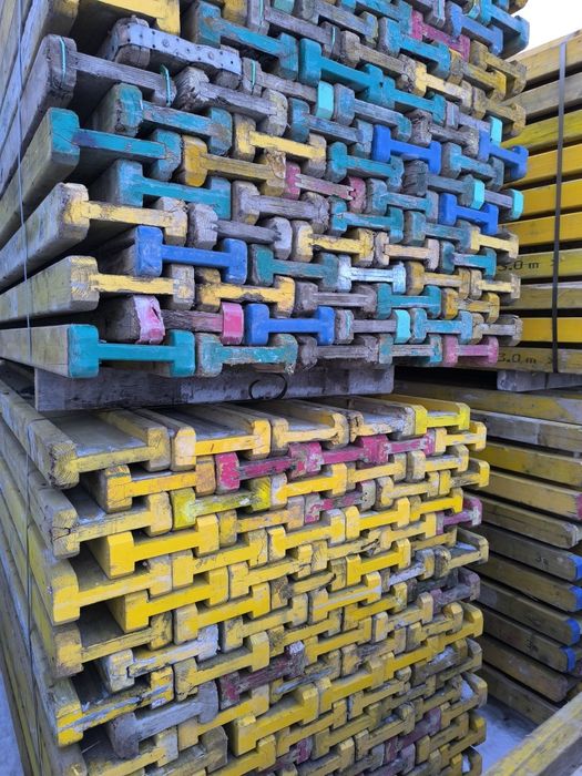 Продам балку деревянную