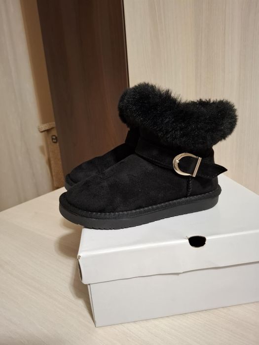 Incaltaminte /Ghete tip UGG fete