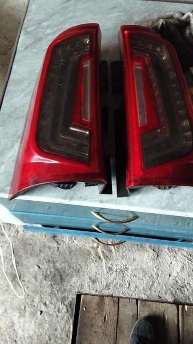Фонари задние Ларгус.