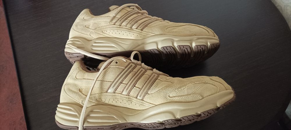 Кроссовки Adidas мужские