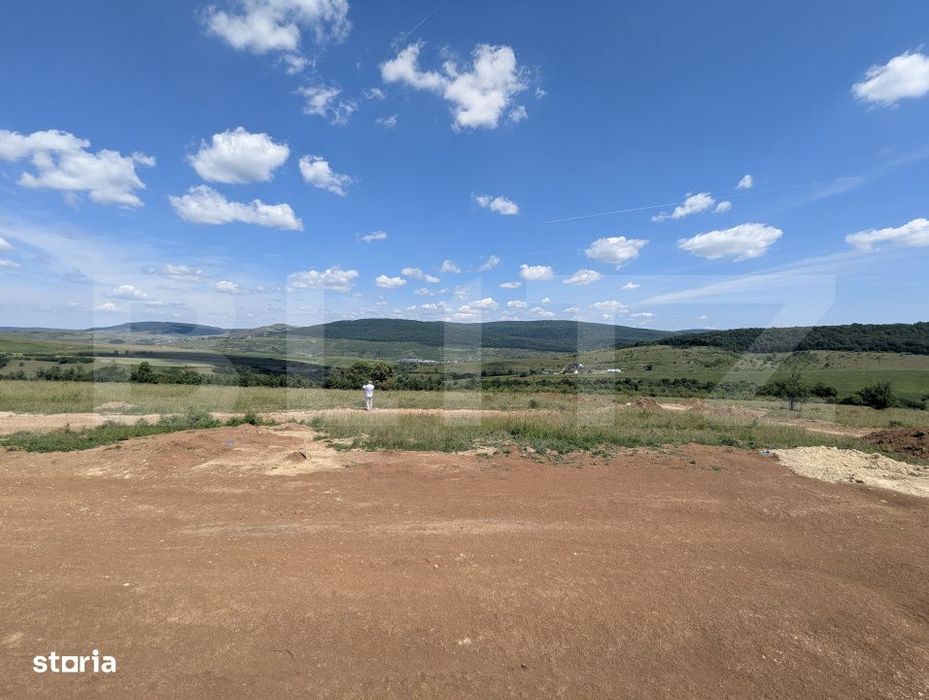 Teren construibil 900 mp in ansamblu privat de case, 12km de Cluj