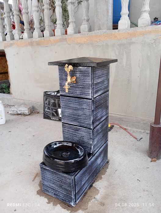 Fântânițe decorative din ciment alb