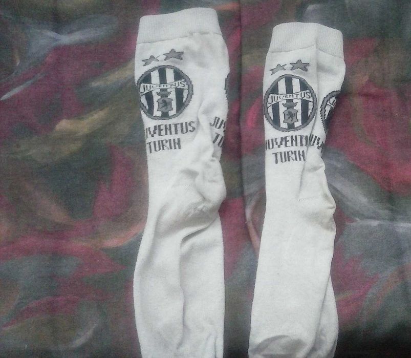 Плетена шапка с емблема на ЮВЕНТУС,чорапи,плетена лента за чело