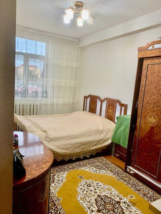 4-х комнатная (4/2/4) 130,5 кв.м Янгихаёт Спутник-17. Без посредников.