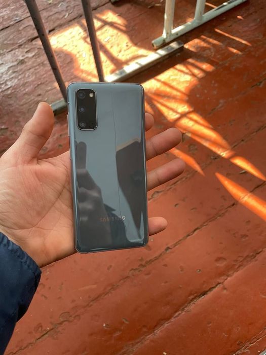 oz davrini legendasi bolgan bu telefonimz sotuvda
oyna sal singan orqa