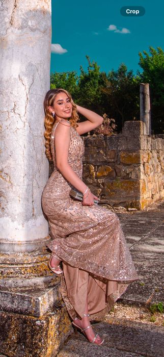 Официална рокля.Носена само веднъж