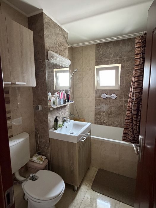 Apartament 3 camere Stei