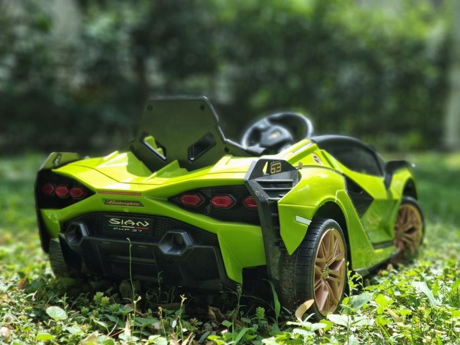 Masinuta electrica pentru copii Lamborghini Sian verde