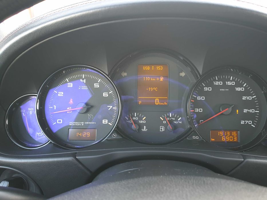 Porsche Cayan Edition 3