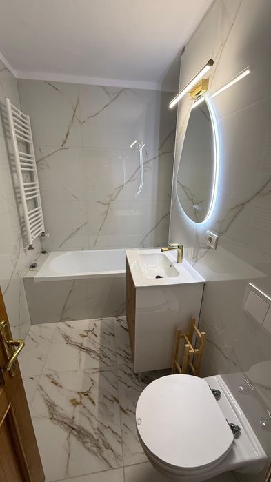 Proprietar, închiriez apartament cu 3 camere in zona Baba Dochia