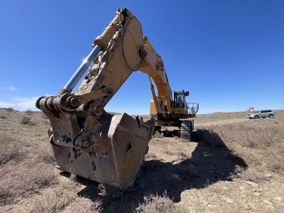 Продам гусенечный эксковатор cat 5110b