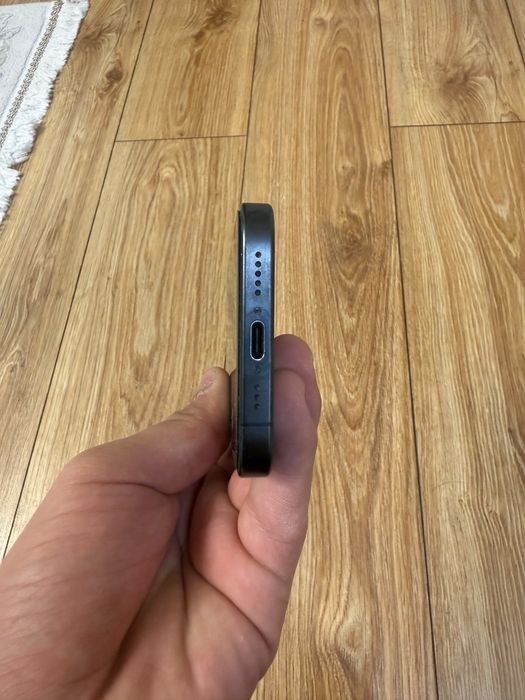Продам или обмен IPhone 15 pro