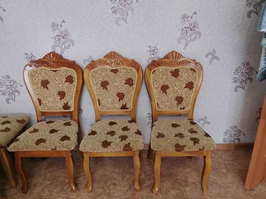 Продам стулья б/у