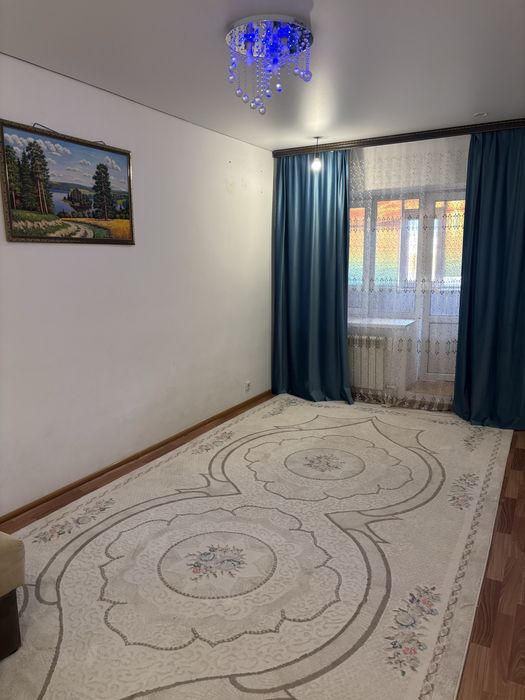 Продам Срочно 2 ком квартиру на Батыс-2