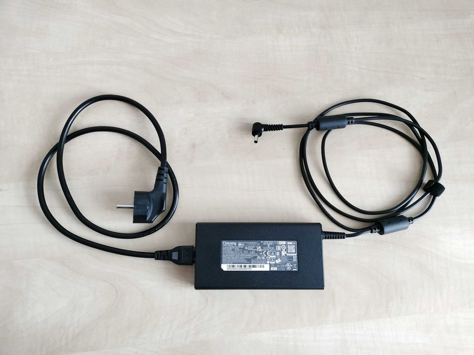 Laptop MSI Creator 16 inch, Intel Core i7 14700HX, 32GB DDR5, 1TB SSD, GeForce RTX 4060