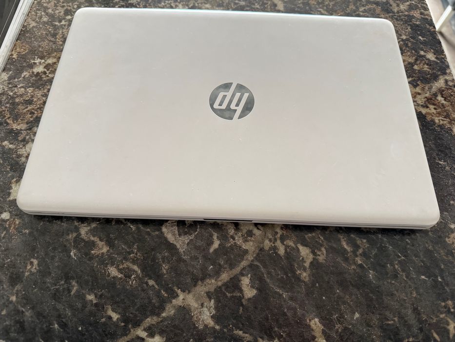 Hp ноутбук, состоянияси идеальный, умумам айби ек