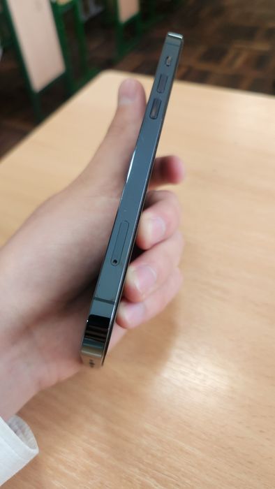 Iphone 12 pro 128/71%