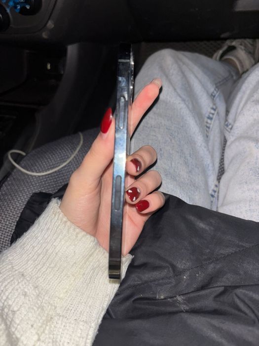 Iphone 12 pro продам