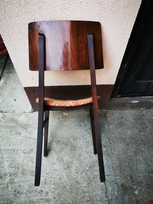 scaun vechi ptr restaurare taburet vintage Romania made