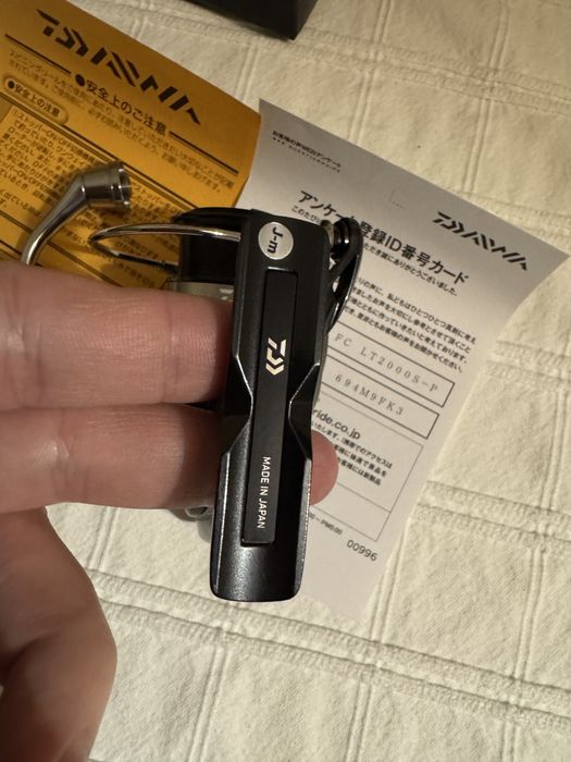 Vand mulineta Daiwa Certate FC LT2000S-P Japan NOUA