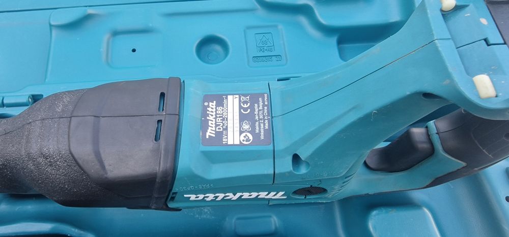 Акумулаторен саблен трион MAKITA DJR186