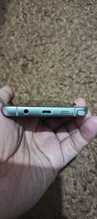 Samsung note 5 zapchastga ekran ketkan