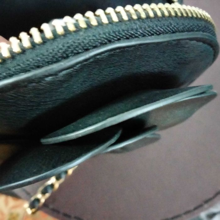 gentuță neagră nouă