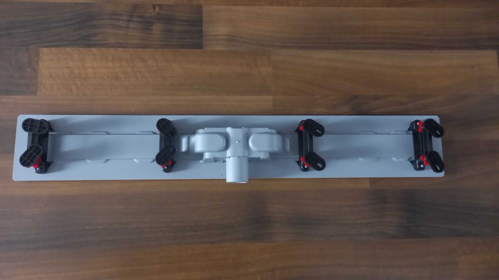 Vând rigolă de duș inox nefolosită