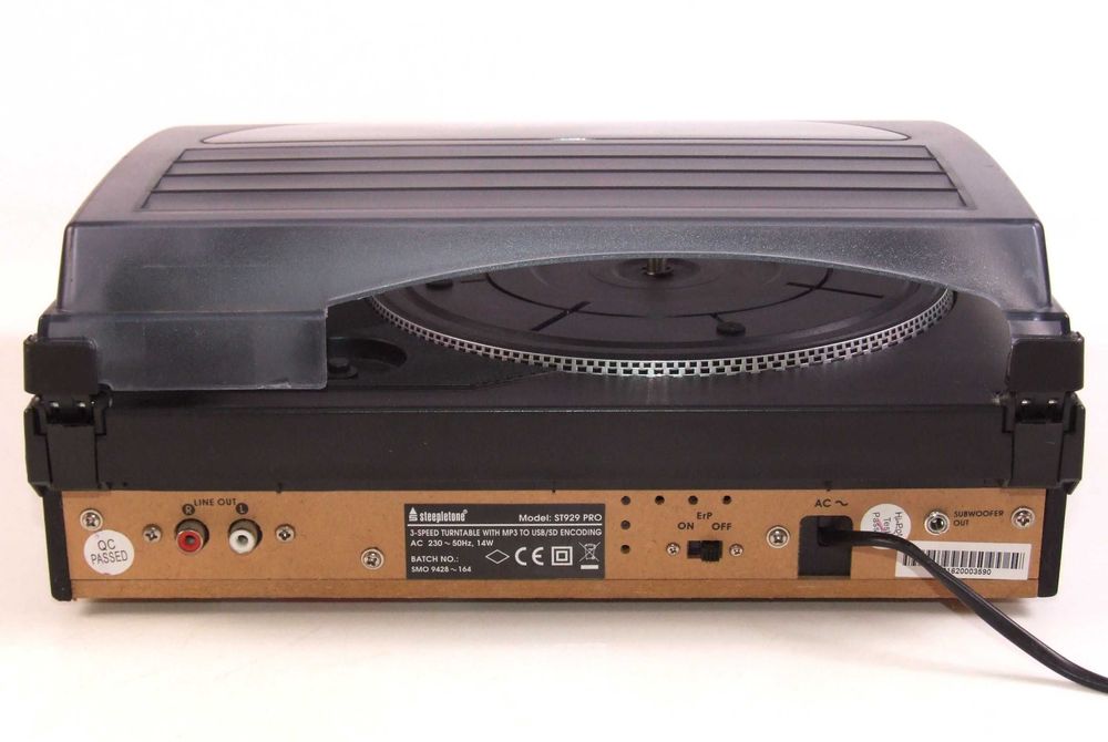 Pickup STEEPLETONE: digitalizeaza, transforma semnalul audio de la LP-uri, casete, benzi, CD-uri in MP3, NOU