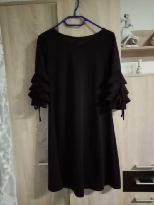 Vând rochii de ocazie