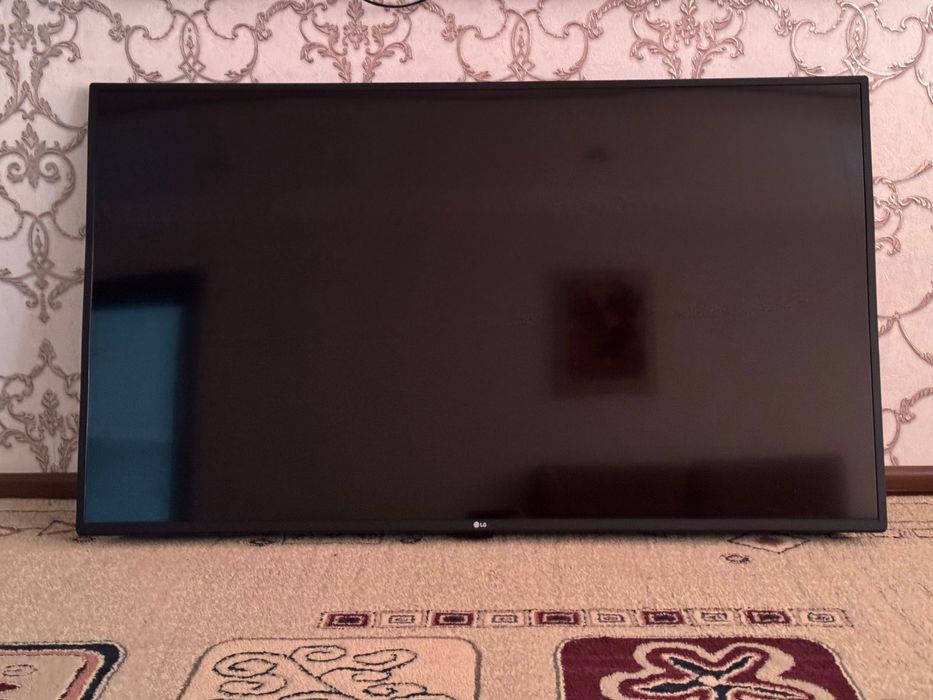 Телевизор LG 55 UN 70