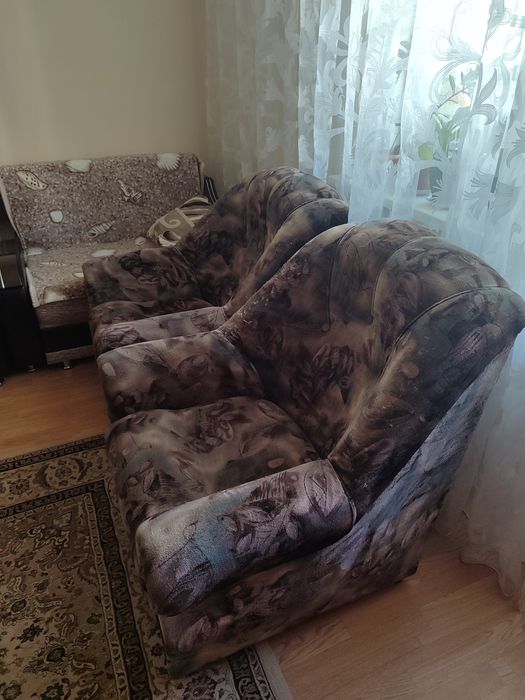 ПРОДАМ два кресла
