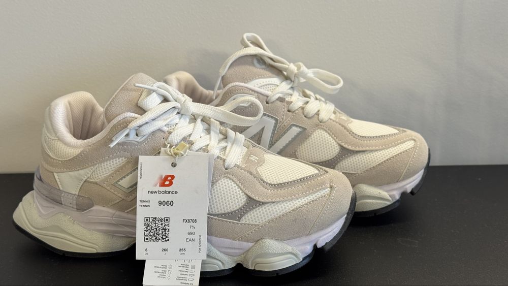 Adidasi New Balance 9060 Cream Unisex