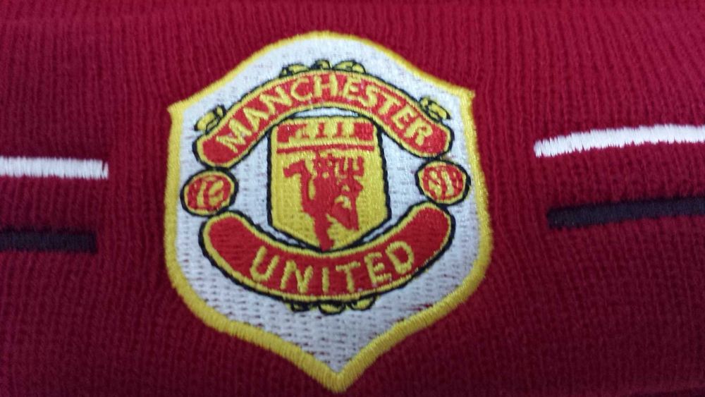 Шапка-бини Manchester United
