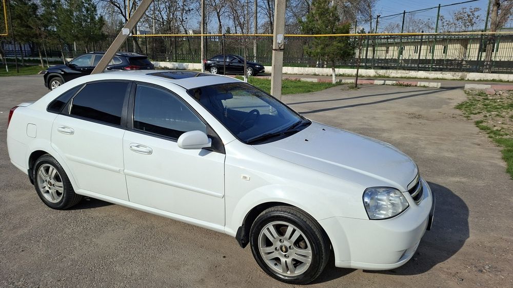 Лачети 1.8 2011 года