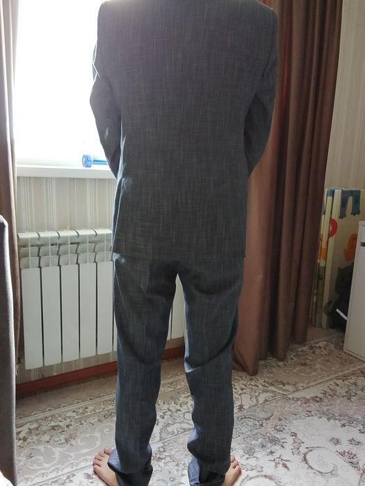 Мужской костюм тройка